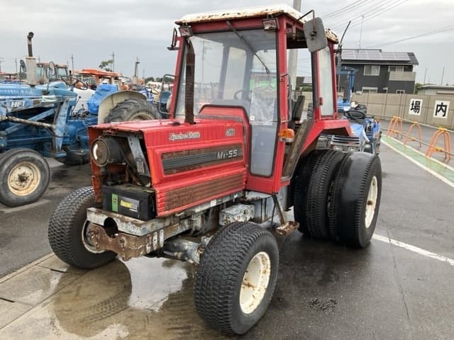 Tractor — Auction (lot 8459-2323)