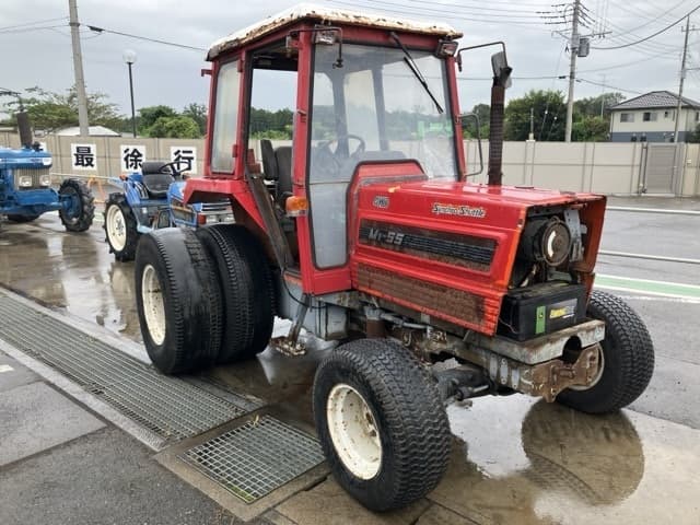 Tractor — Auction (lot 8459-2323)