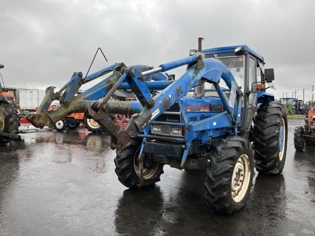 Tractor — Auction (lot 8459-2328)