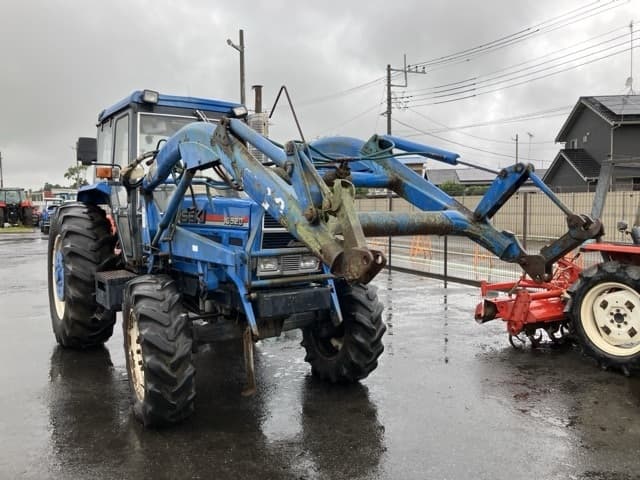 Tractor — Auction (lot 8459-2328)
