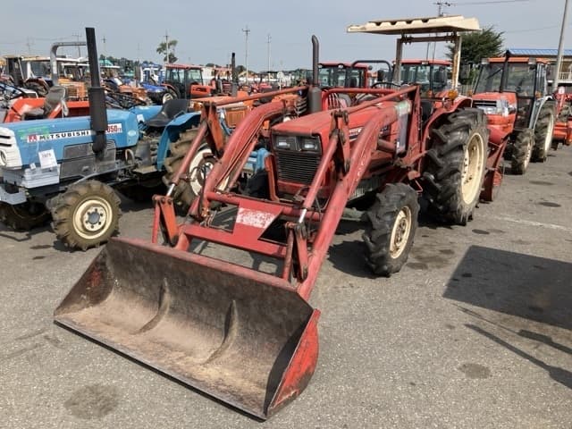 Tractor — Auction (lot 8459-2342)