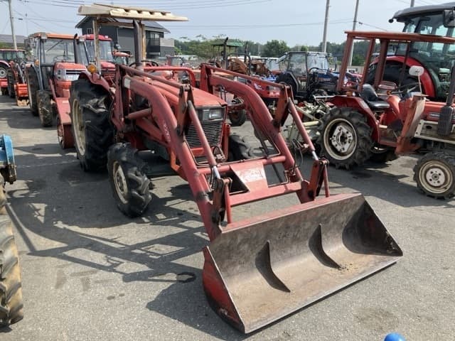 Tractor — Auction (lot 8459-2342)