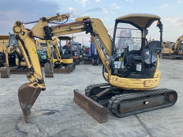 MINI EXCAVATOR — Auction (lot 8459-236)