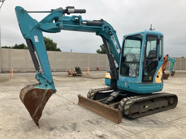 MINI EXCAVATOR — Auction (lot 8459-24)