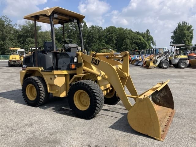 MINI WHEEL LOADER — Auction (lot 8459-240)