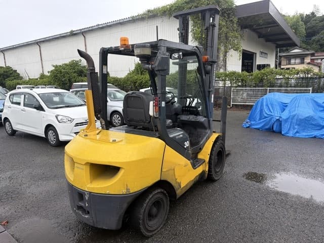 Forklift — Auction (lot 8459-24004)