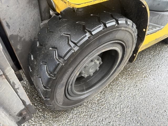 Forklift — Auction (lot 8459-24004)