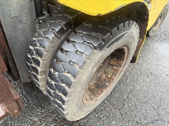 Forklift — Auction (lot 8459-24006)