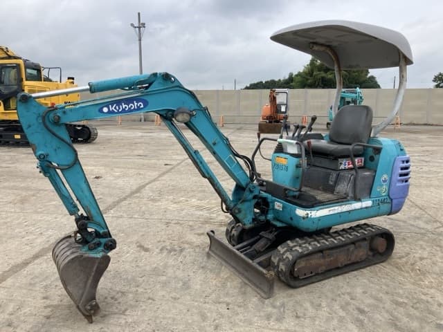 MINI EXCAVATOR — Auction (lot 8459-248)