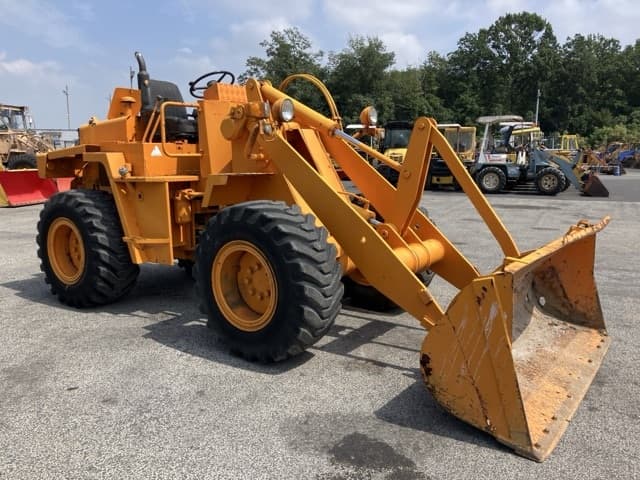 WHEEL LOADER — Auction (lot 8459-251)