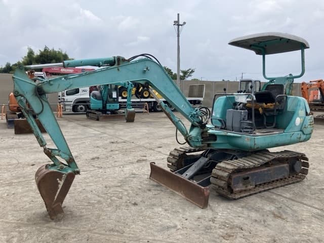 MINI EXCAVATOR — Auction (lot 8459-253)