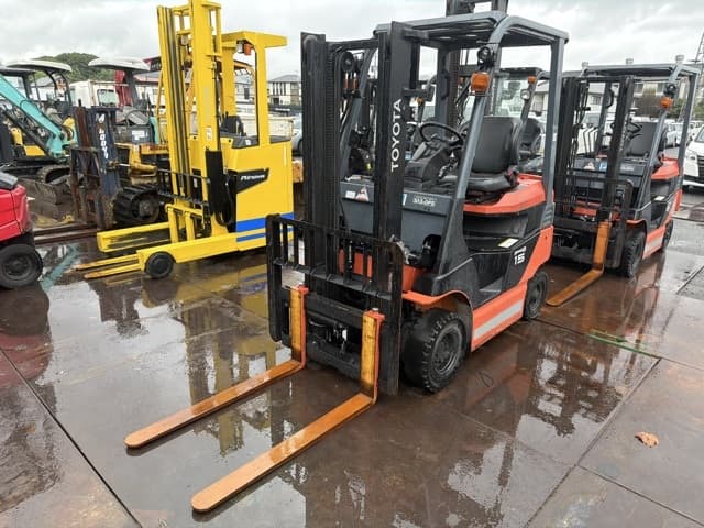 Battery Forklift — Auction (lot 8459-25801)