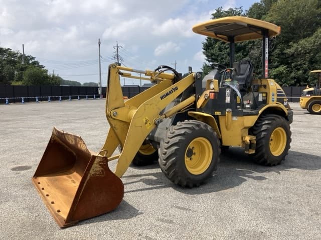 MINI WHEEL LOADER — Auction (lot 8459-259)