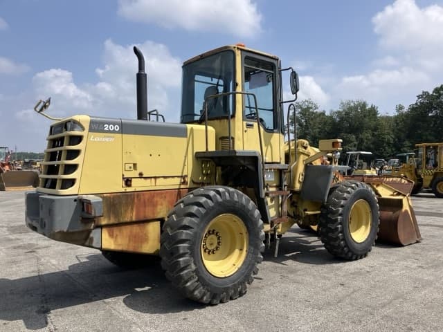 WHEEL LOADER — Auction (lot 8459-261)