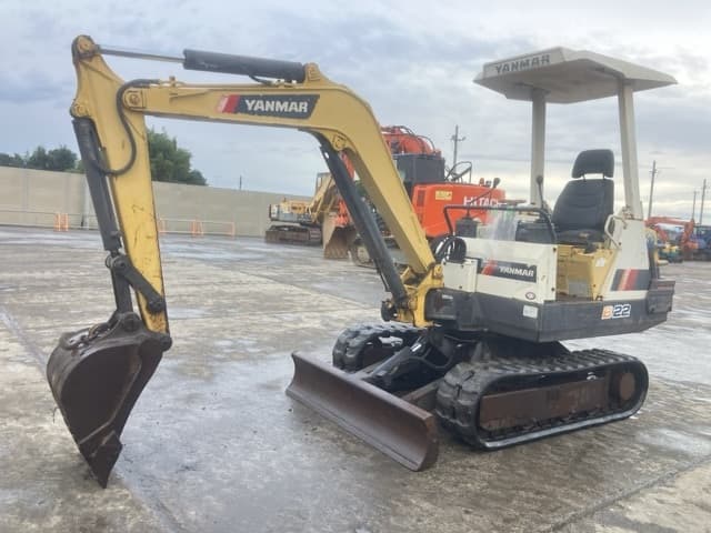 MINI EXCAVATOR — Auction (lot 8459-266)