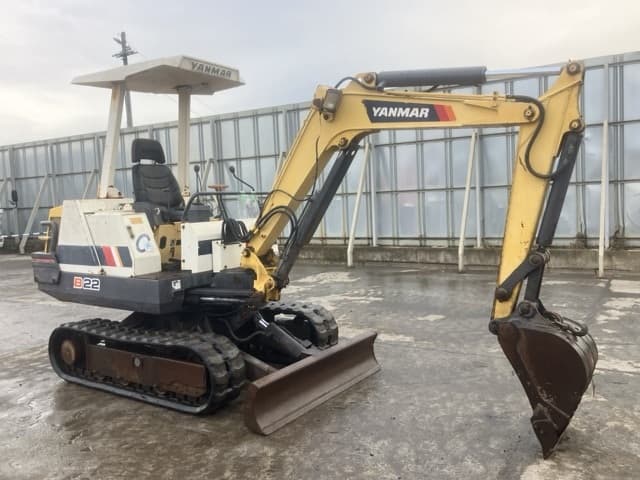MINI EXCAVATOR — Auction (lot 8459-266)