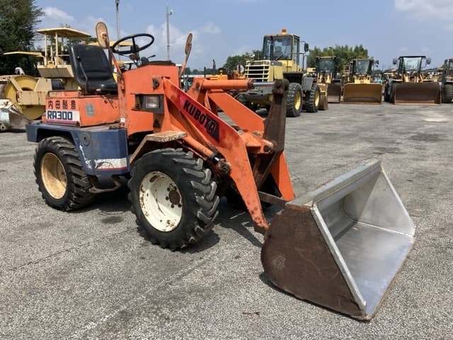 MINI WHEEL LOADER — Auction (lot 8459-268)