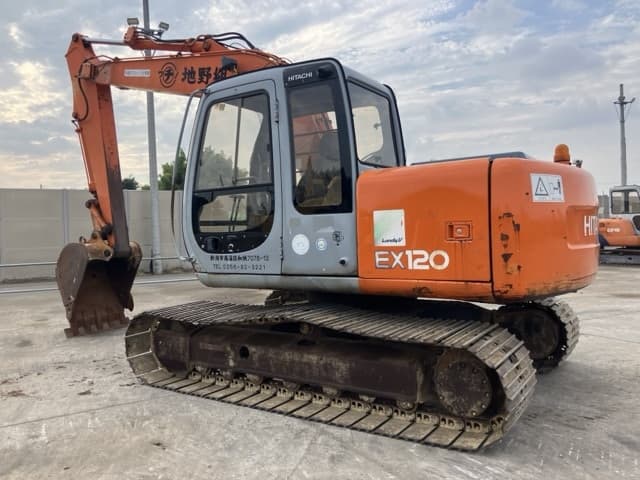EXCAVATOR — Auction (lot 8459-271)