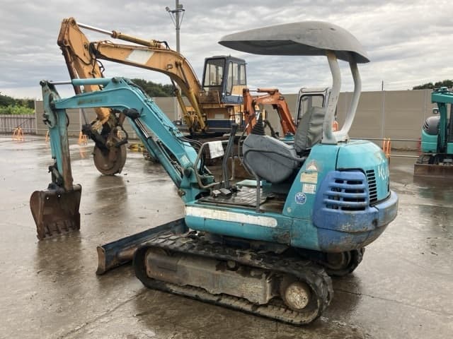 MINI EXCAVATOR — Auction (lot 8459-273)
