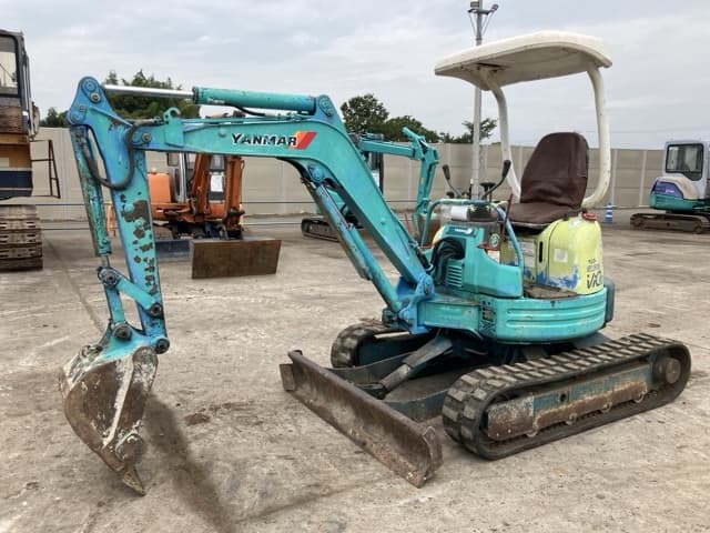 MINI EXCAVATOR — Auction (lot 8459-277)