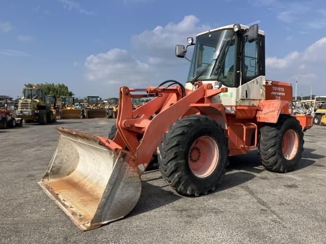 WHEEL LOADER — Auction (lot 8459-279)