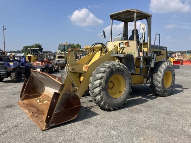 WHEEL LOADER — Auction (lot 8459-280)