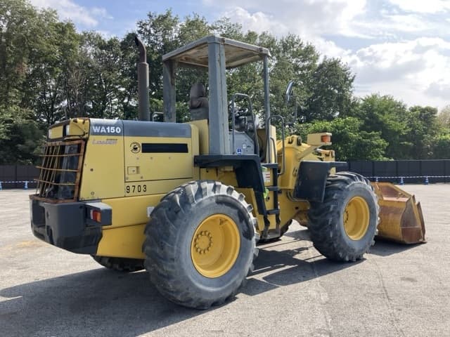 WHEEL LOADER — Auction (lot 8459-280)