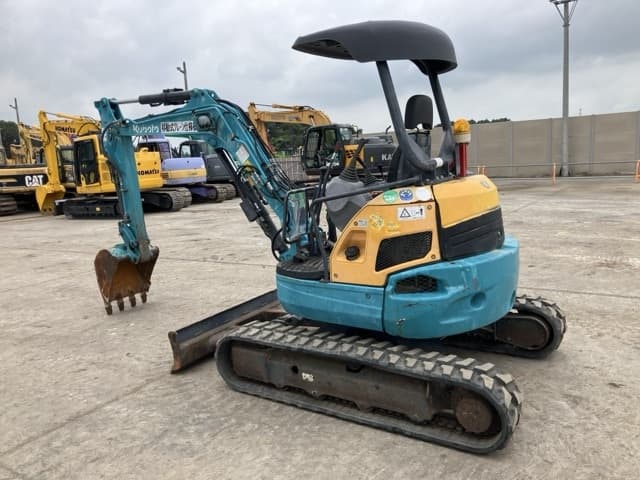 MINI EXCAVATOR — Auction (lot 8459-282)