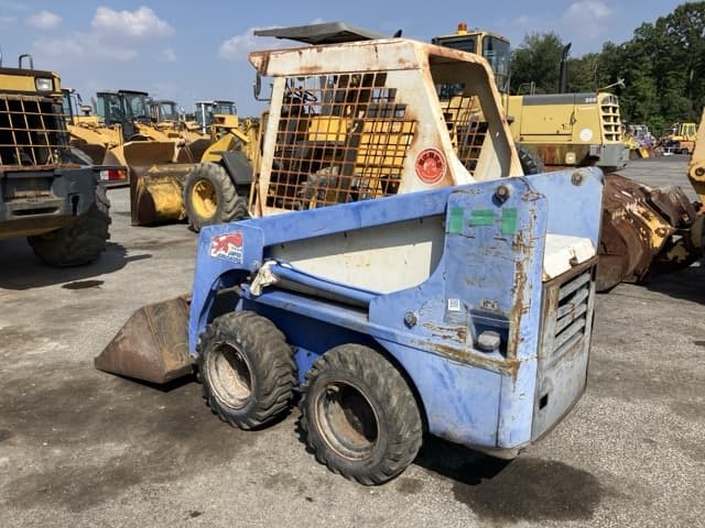 SKID STEER LOADER — Auction (lot 8459-285)