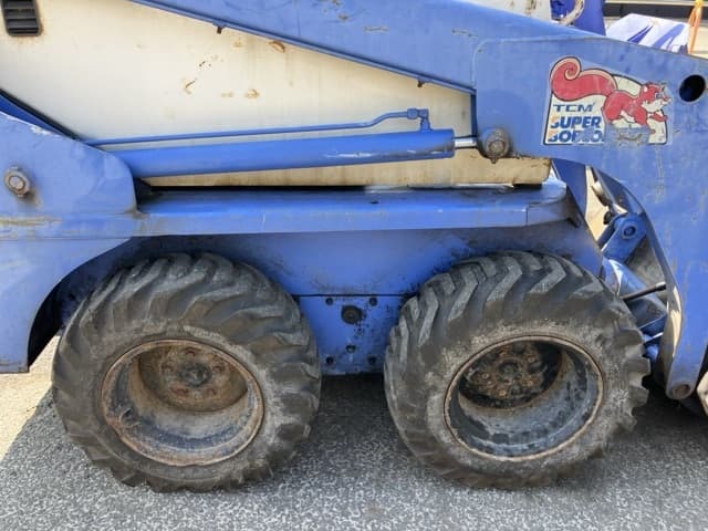 SKID STEER LOADER — Auction (lot 8459-285)