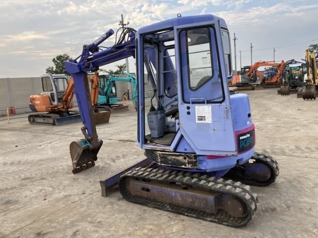 MINI EXCAVATOR — Auction (lot 8459-286)