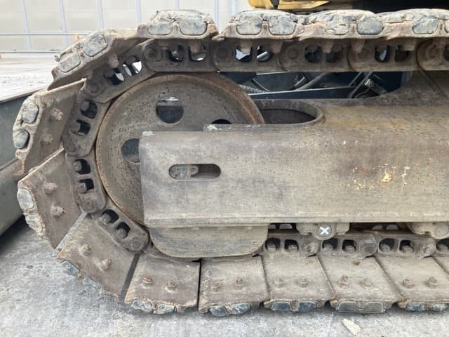 EXCAVATOR — Auction (lot 8459-29)