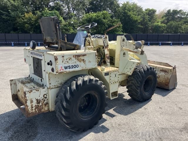 MINI WHEEL LOADER — Auction (lot 8459-292)