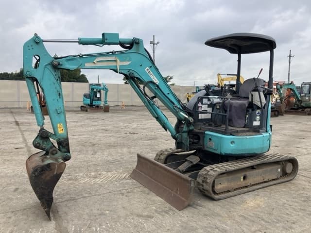 MINI EXCAVATOR — Auction (lot 8459-297)