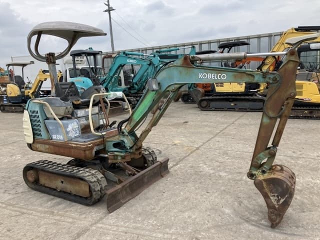 MINI EXCAVATOR — Auction (lot 8459-300)