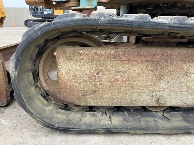 MINI EXCAVATOR — Auction (lot 8459-300)