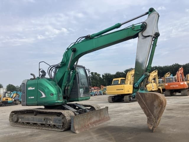 EXCAVATOR — Auction (lot 8459-302)