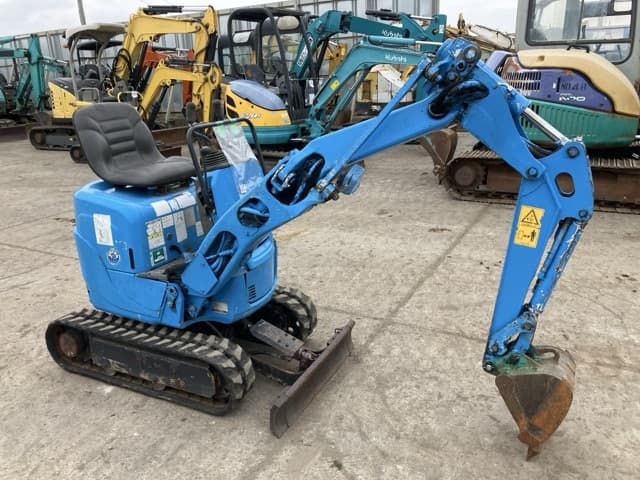 MINI EXCAVATOR — Auction (lot 8459-304)