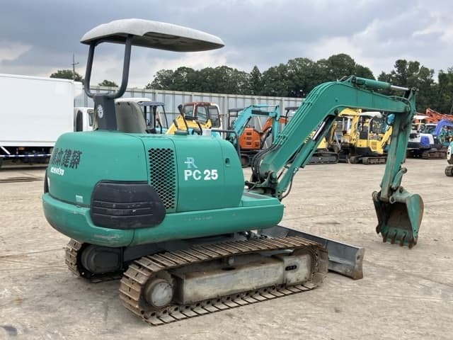 MINI EXCAVATOR — Auction (lot 8459-307)