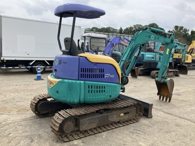 MINI EXCAVATOR — Auction (lot 8459-308)