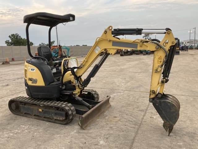 MINI EXCAVATOR — Auction (lot 8459-312)
