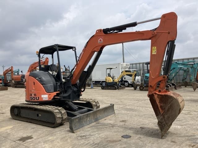MINI EXCAVATOR — Auction (lot 8459-315)