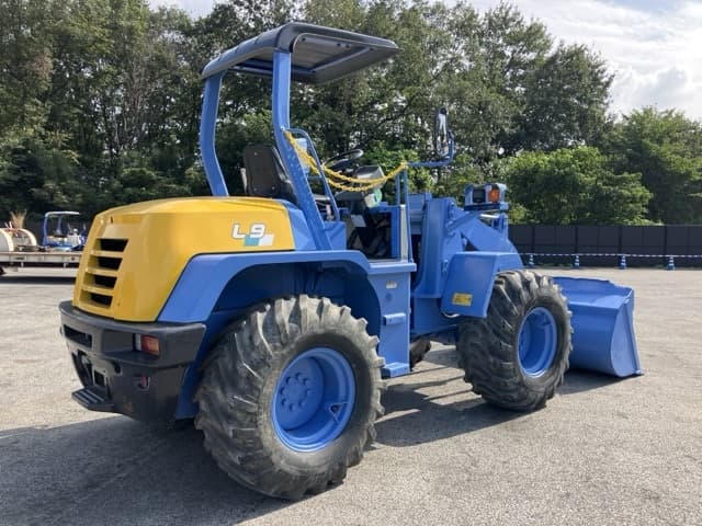 WHEEL LOADER — Auction (lot 8459-318)
