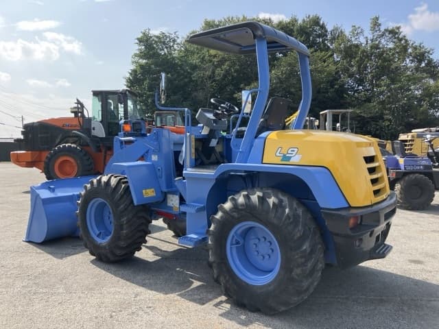 WHEEL LOADER — Auction (lot 8459-318)