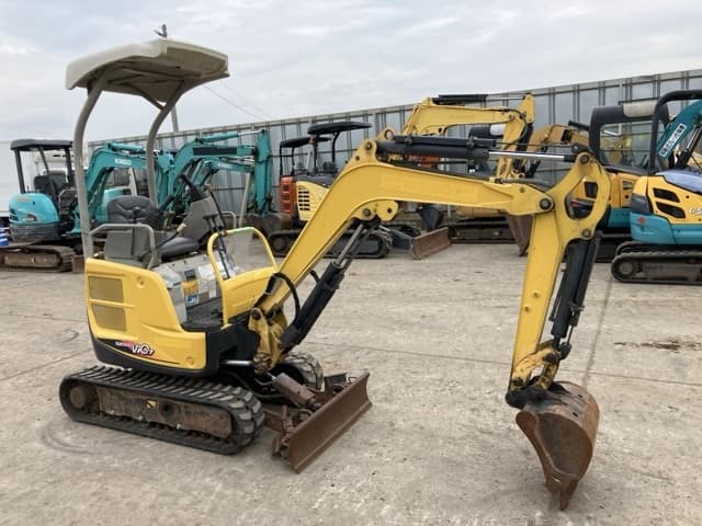 MINI EXCAVATOR — Auction (lot 8459-32)