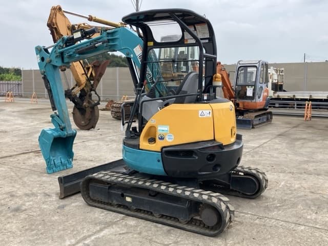 MINI EXCAVATOR — Auction (lot 8459-323)