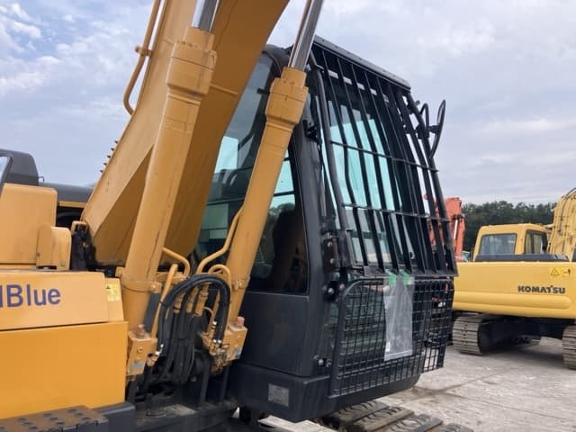EXCAVATOR — Auction (lot 8459-324)