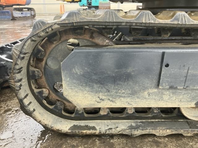 MINI EXCAVATOR — Auction (lot 8459-325)