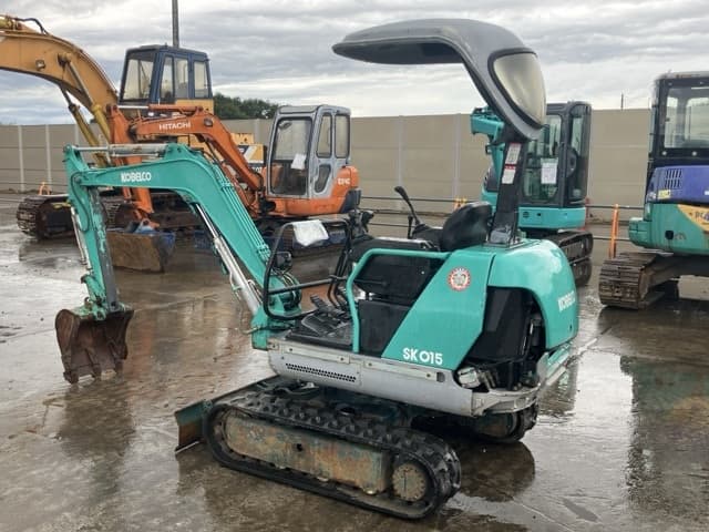 MINI EXCAVATOR — Auction (lot 8459-326)