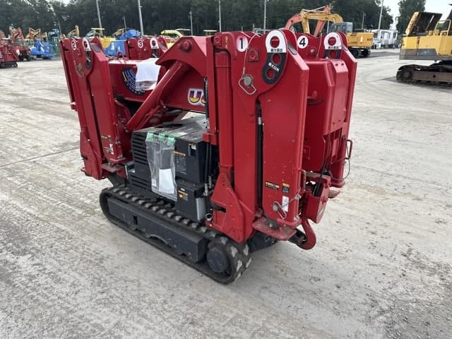 MINI CRAWLER CRANE — Auction (lot 8459-327)
